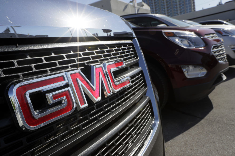 Трамп предложил General Motors вернуть в США выведенные за границу производства.