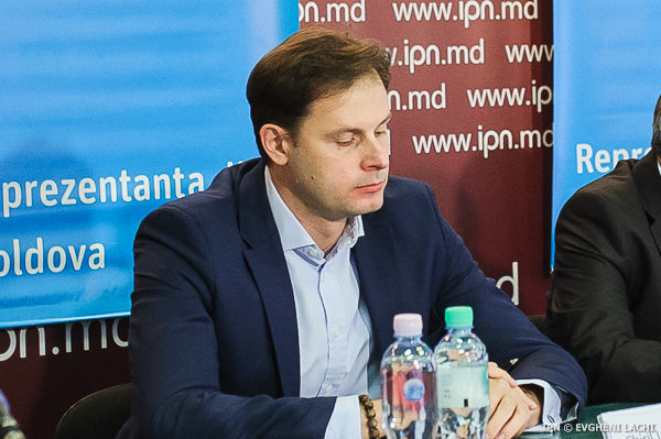 Лучинский: Вопрос избрания президента прямым голосованием можно решить в парламенте.