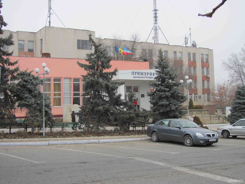 Большая часть работ на площади уже проделана. Фото: vlah.md.