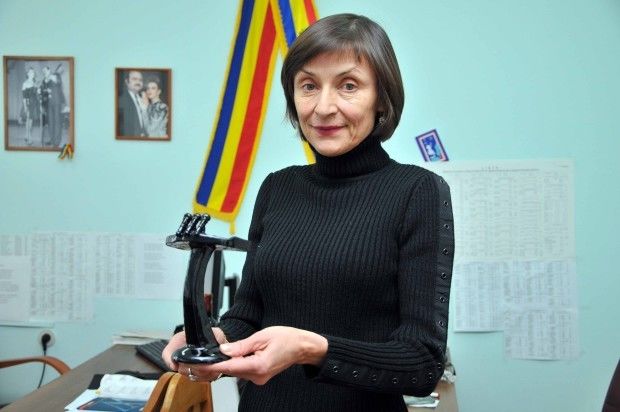 Ministrul Educației Corina Fusu susține că în prezent este examinată posibilitatea de a reduce numărul de directori. Foto: diez.md