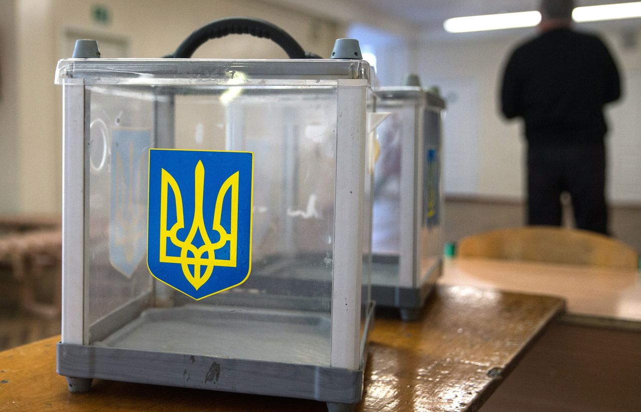 На выборы президента Украины не пустят российских наблюдателей.