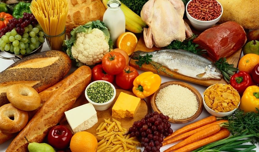 În momentele în care te simţi obosit, este mai bine să eviţi anumite alimente care pot accentua starea de disconfort. 