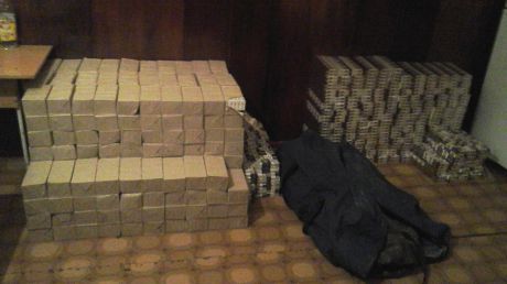 Un lot de ţigări de zeci de mii de lei, confiscat de poliţia de frontieră. Foto: border.gov.md