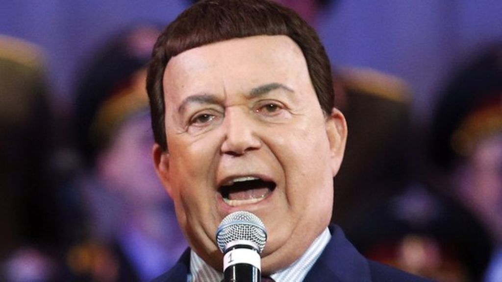 Kobzon a cântat mai multe piese pentur liderul comuniştilor moldoveni. Foto: bbc.co.uk