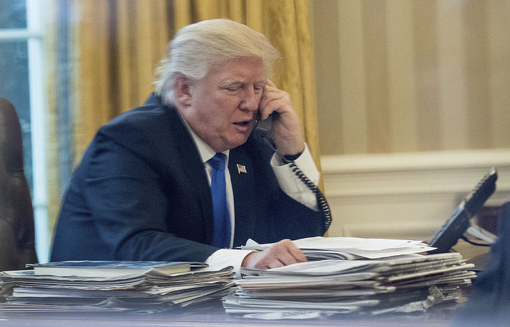 Трамп информировал Аббаса о своем намерении перенести посольство в Иерусалим.