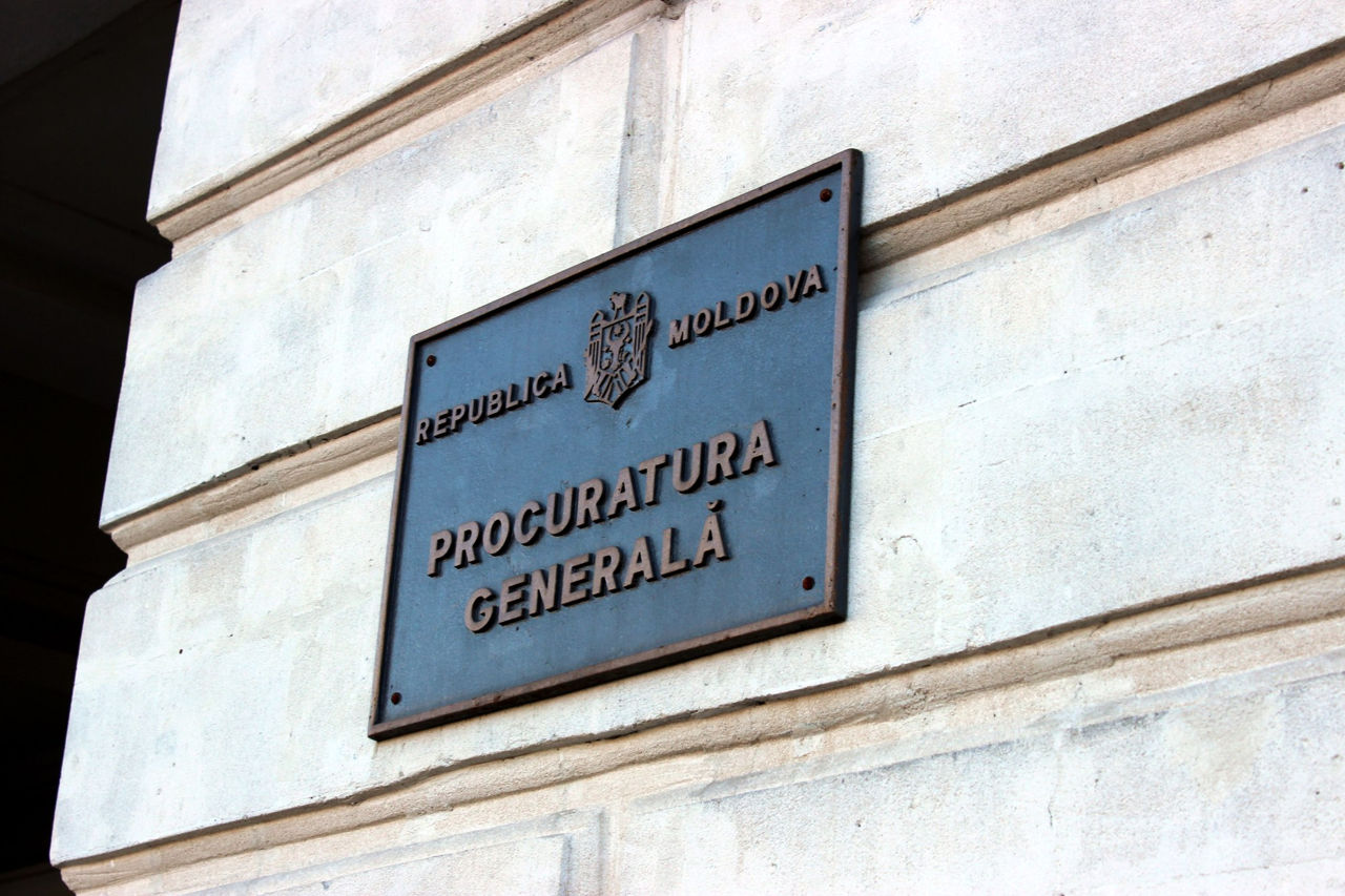 Două candidaturi, depuse pentru funcția de procuror general.