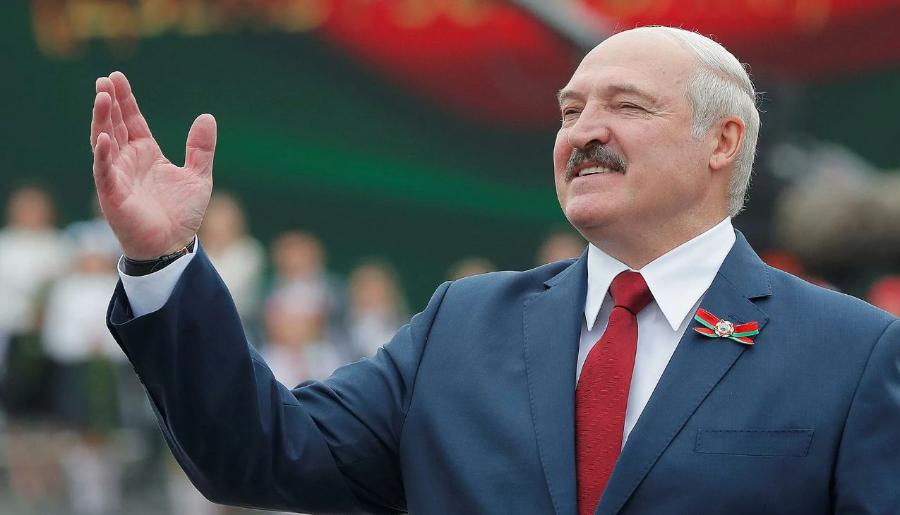 Лукашенко назвал себя диктатором.