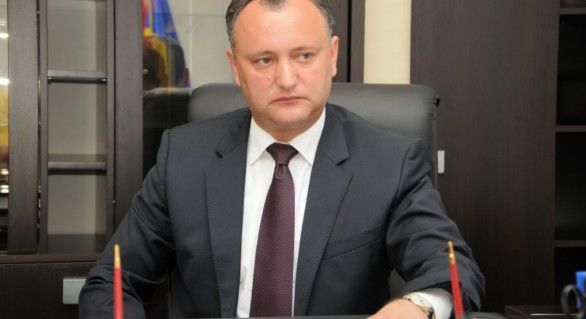 Dodon anunță că a semnat inițiativa legislativă privind anularea Legii ce presupune trecerea pe umerii cetățenilor a miliardului furat.