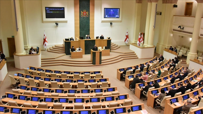 Парламент Грузии одобрил второй закон об "иноагентах".