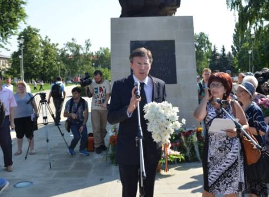 Киртоакэ: "Примэрия Кишинева с 2007 г. решает проблемы депортированных, стараясь всячески им помочь и поддержать".
