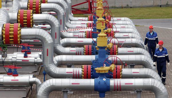 10 лет назад Румыния потребляла 18 млрд кубометров газа, и четверть этого объёма получала из России.