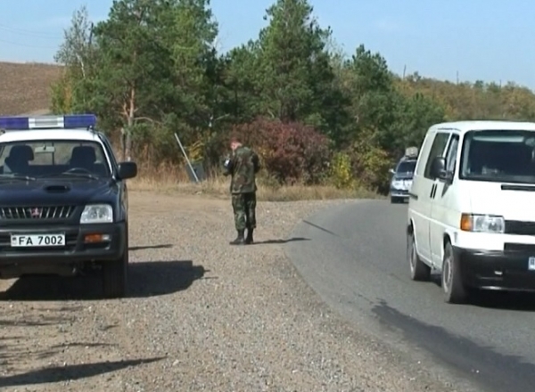 Un militar din Causeni va aparea pe banca acuzatilor dupa ce la sfarsitul lunii septembrie a urcat beat la volan, a avut loc un accident rutier in urma caruia a decedat un alt militar.