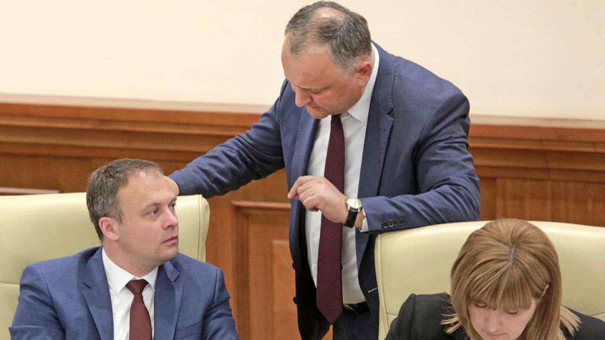 Додон назвал пустыми угрозы спикера парламента объявить ему импичмент. Фото: Accent TV.