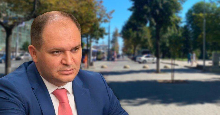 Автолюбителей, паркующихся в парках и скверах столицы, ждут штрафы, заявил Чебан. Фото: Point.md.