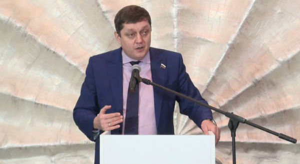 Пахолков: Прозападные власти Молдовы предают интересы народа.