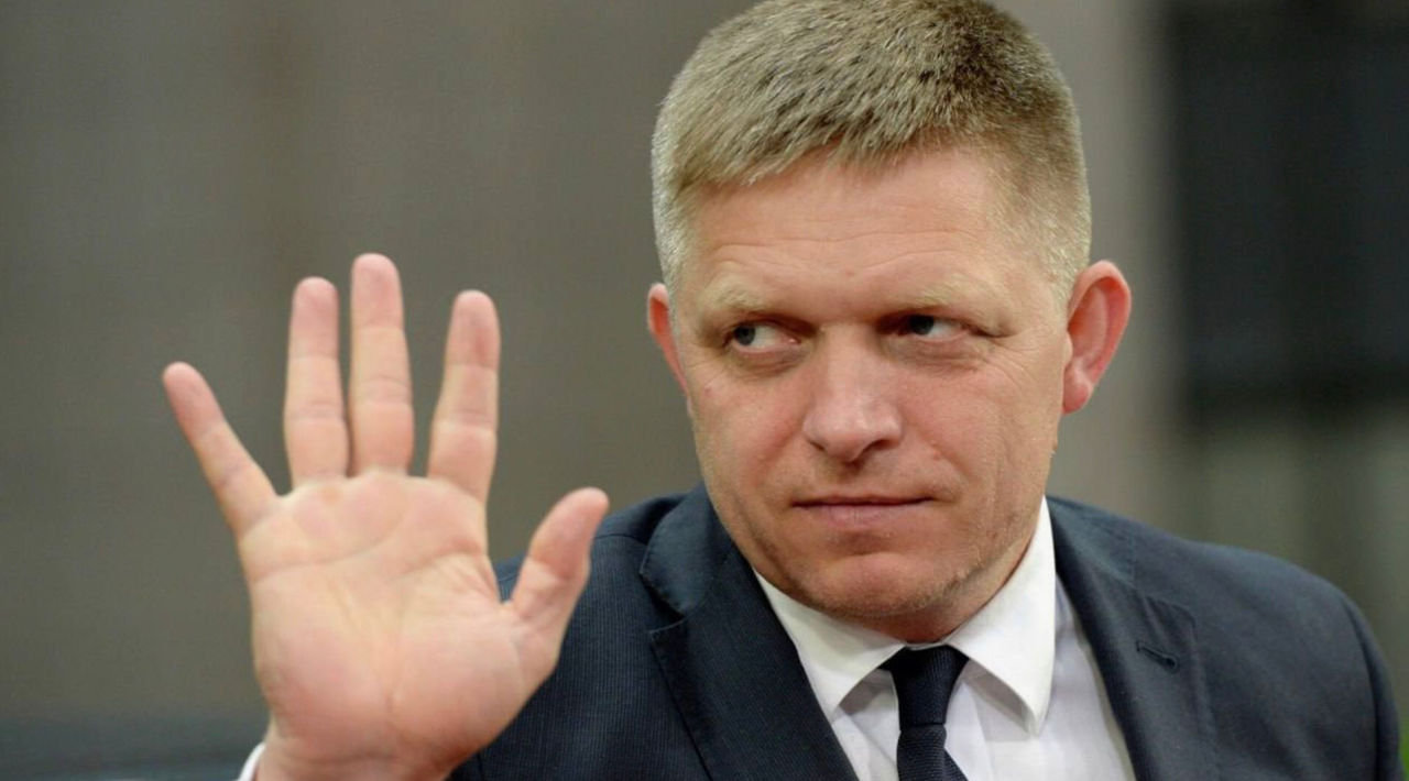 Fico vrea să includă două genuri în Constituție: Nimeni nu va fi elicopter sau lebădă.
