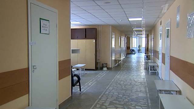 Троих подозреваемых госпитализировали.
