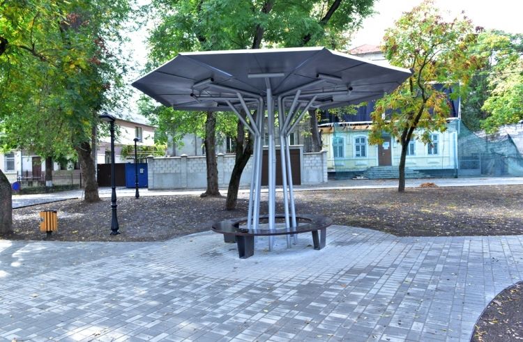 Ещё один городской сквер преобразился: на этот раз – на Рышкановке.