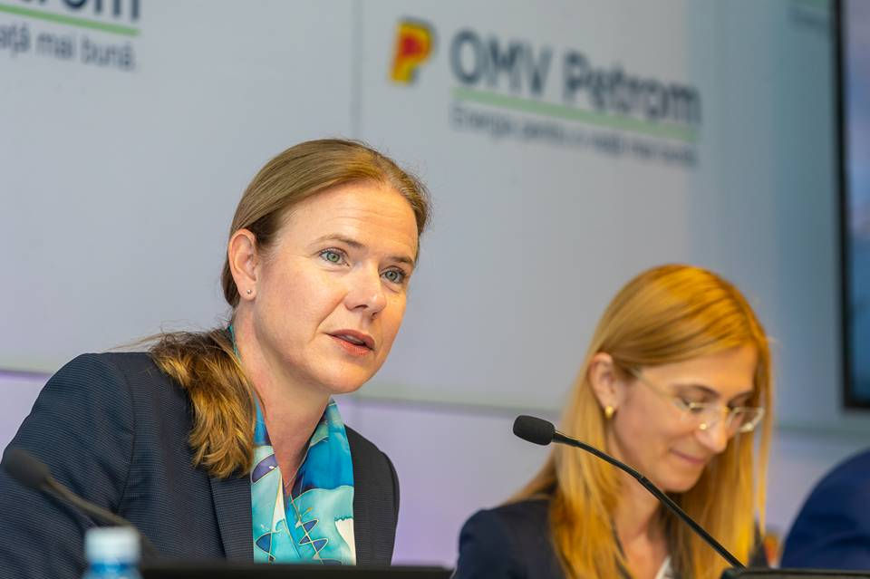 Самая высокая зарплата в Румынии у директора Petrom €57 000 в месяц и почти €1 млн годовых бонусов.