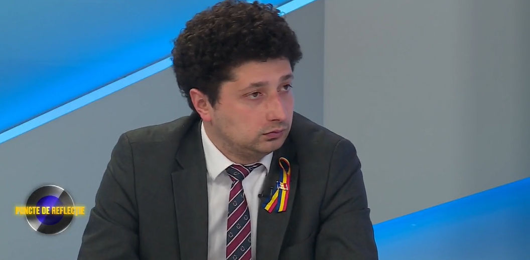 Депутат PAS Раду Мариан.