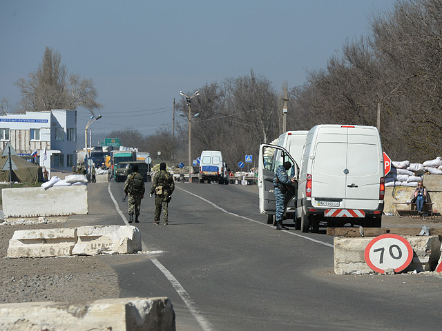В ближайшее время будет определено, где будут установлены пункты пропуска. Фото: РИА Новости