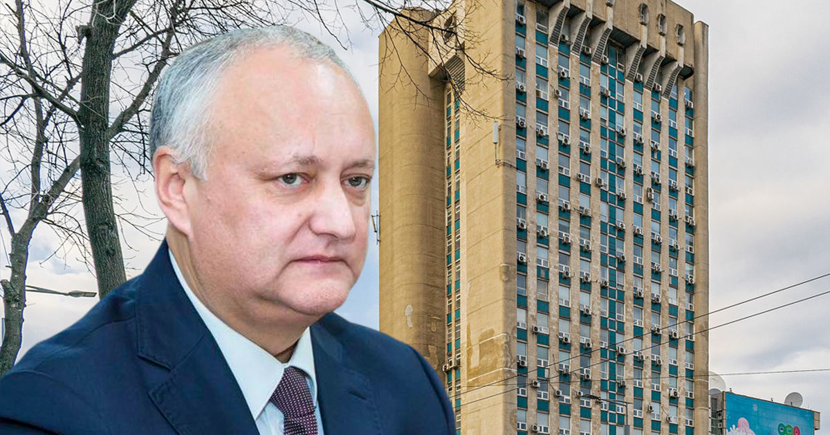 Додон: Приватизировать Moldtelecom - это незаконно, в стиле Плахотнюка. Коллаж: Point.md