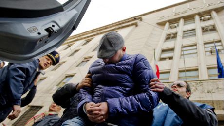 Grupare criminală de moldoveni în arest preventiv în Italia.