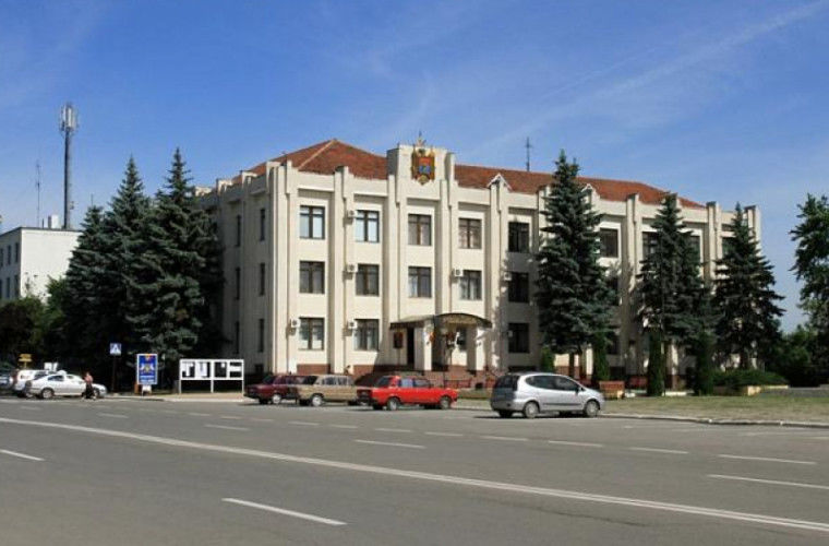 Мэрия Хынчешт возобновит работу с 10 августа, после двух недель карантина.