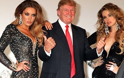Трамп просит иммунитет от иска о домогательствах.