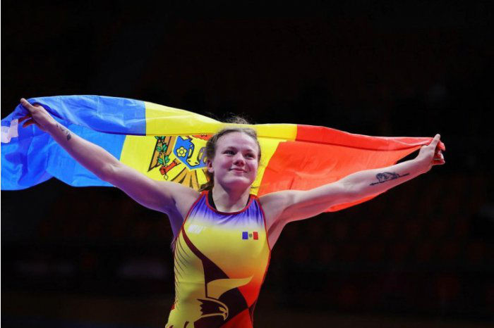 Марианна Драгуцан завоевала бронзу на чемпионате Европы по борьбе.