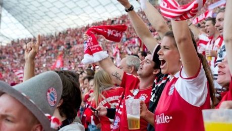 Clubul Bayern Munchen a fost amendat cu 45.000 euro. Foto: chelseanewsletter.wordpress.com