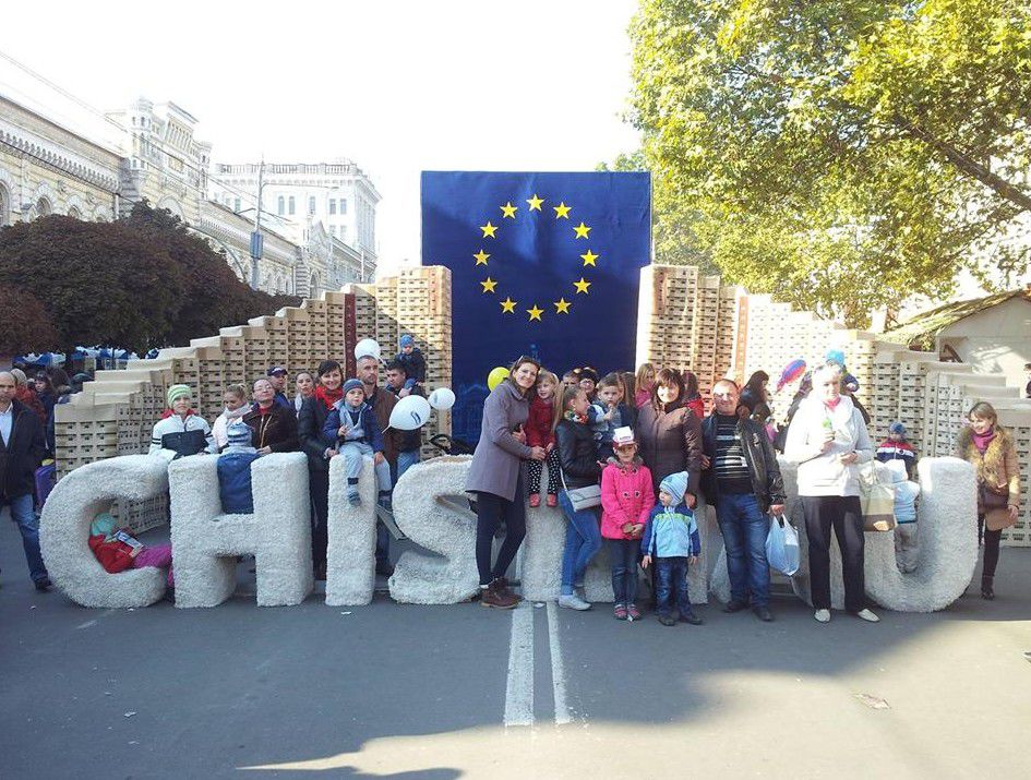 Ziua Europei, marcată la Chişinău la 9 mai, începând cu anul 2008, a fost interzisă la Chişinău de instanţa de judecată.