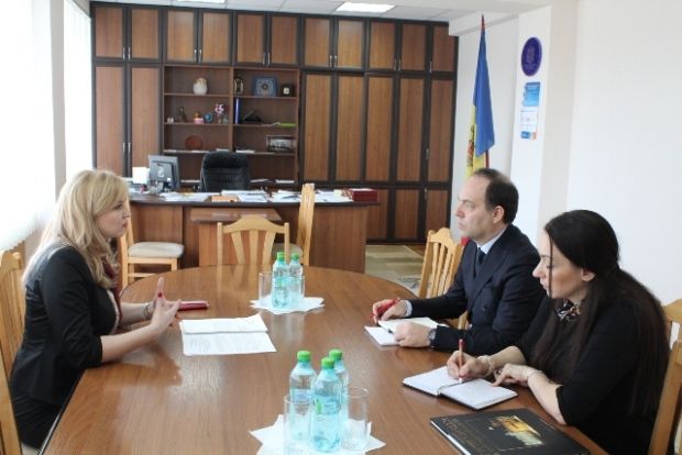 Ruxanda Glavan, a avut, recent, o întrevedere cu Ambasadorul Italiei în Republica Moldova, Enrico Nunziata. Foto: ziarulnational.md