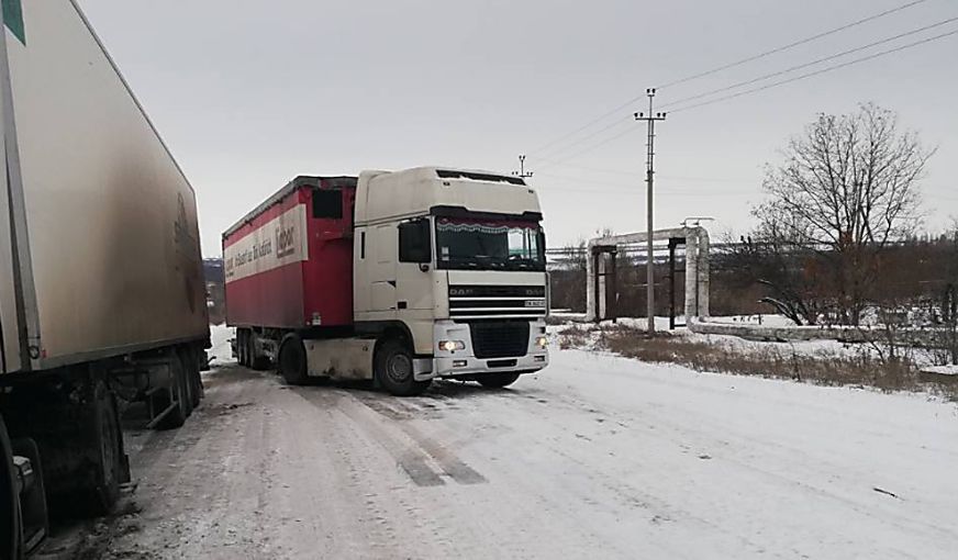 Движение большегрузных машин через "Тудора–Староказачье" возобновлено.