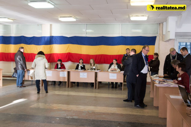 Un eventual referendum în 2016 ar putea costa Moldova peste 64 de milioane de lei. Foto: realitatea.md