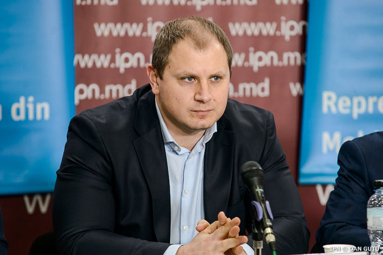 Эксперт в области публичных политик Штефан Глигор.