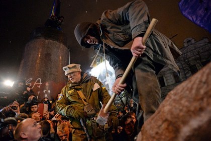 О числе задержанных, а также об источнике сведений о задержаниях Карпунцов не сообщил.
