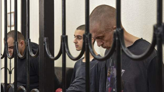 Адвокат: Приговоренные к смерти в "ДНР" иностранцы готовят апелляцию.