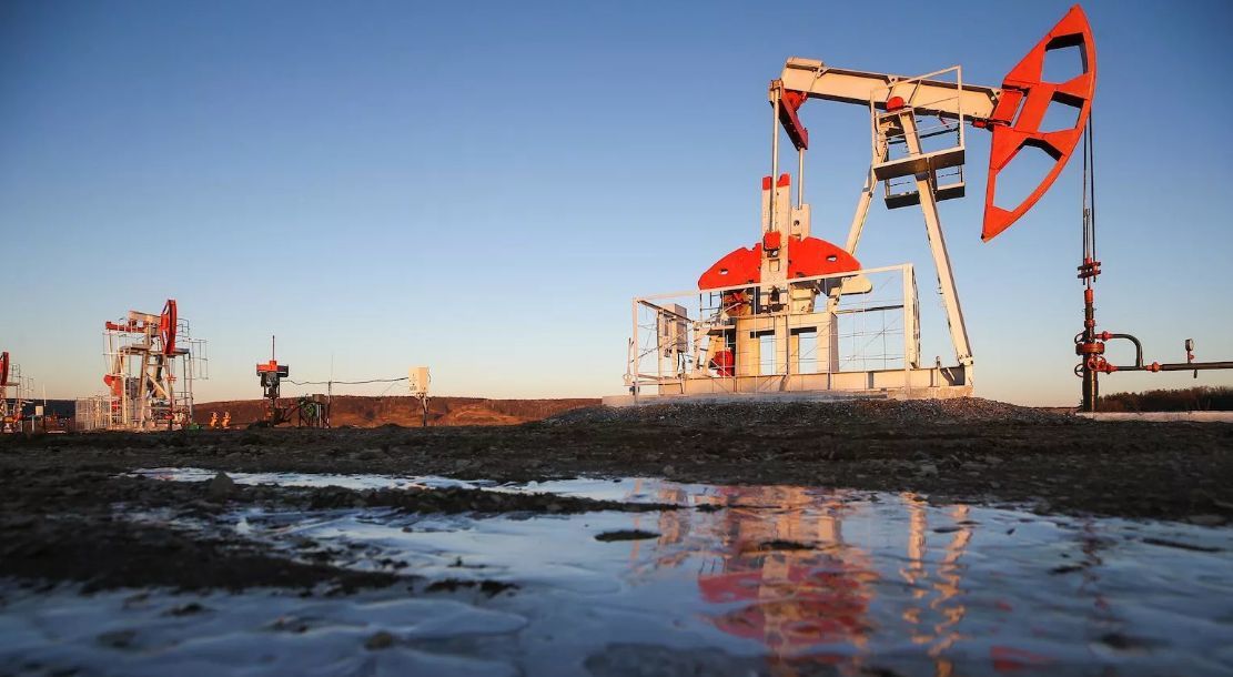 Цена нефти Brent впервые с июня упала ниже 39 долларов за баррель.
