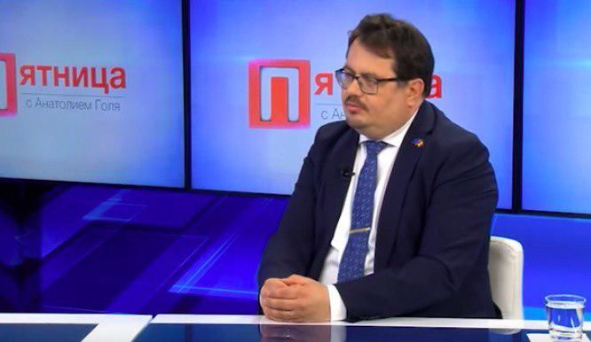  Глава делегации Европейского союза в Молдове Петер Михалко.