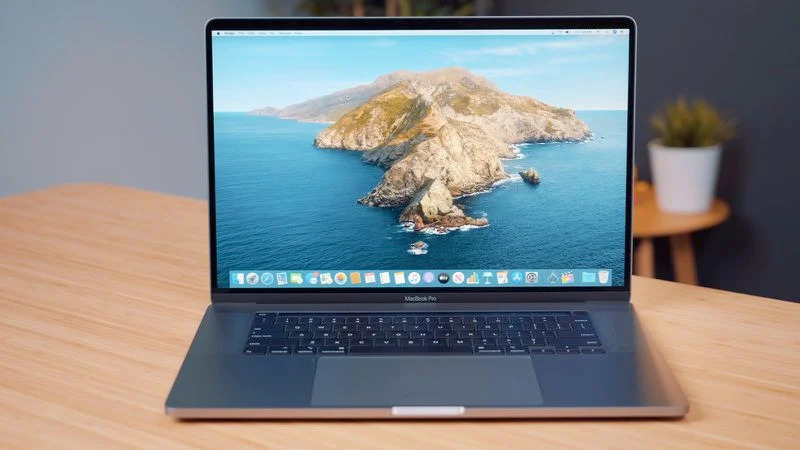 Apple продлила жизнь своим ноутбукам.