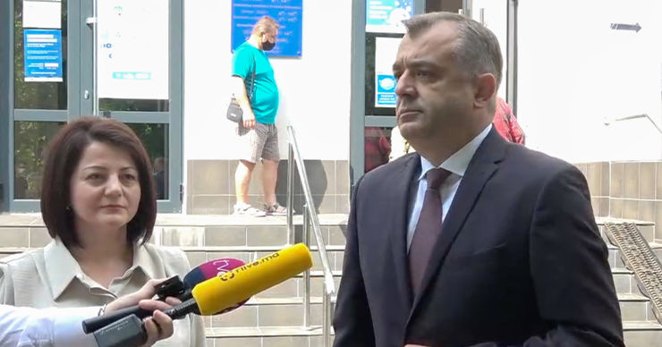 Кику: Я голосовал за наших людей, которые уехали за границу.