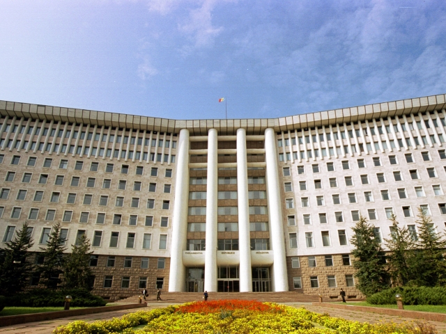 Parlamentul Republicii Moldova va organiza Ziua usilor deschise pe 27 august, cand este marcata Ziua Independentei Republicii Moldova.