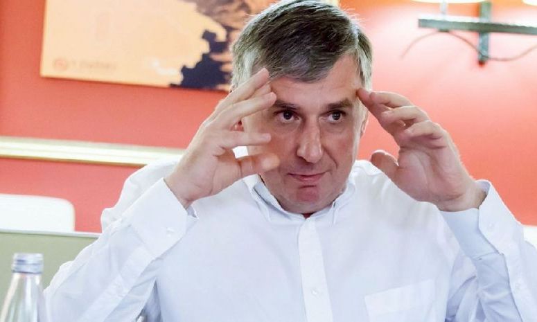 Într-un mod similar Sturza s-a comportat și cu Iurie Leancă, pe care l-a tot criticat pe parcursul ultimilor luni, numindu-l omul lui Plahotniuc. Foto: puterea.info