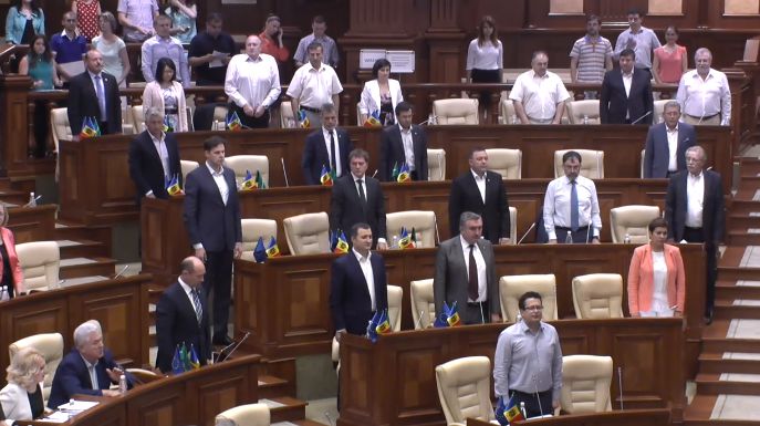 Deputații din R. Moldova care îl venerează pe Stalin. Foto: ziarulnational.md