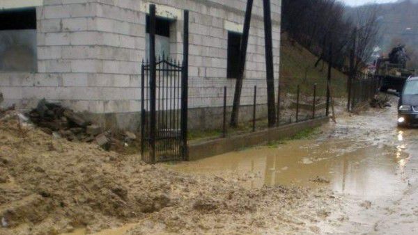 Полиция расследует все обстоятельства произошедшего.
