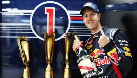 Cu această victorie, Vettel a ajuns la a 6-a cursă cîştigată la rînd.