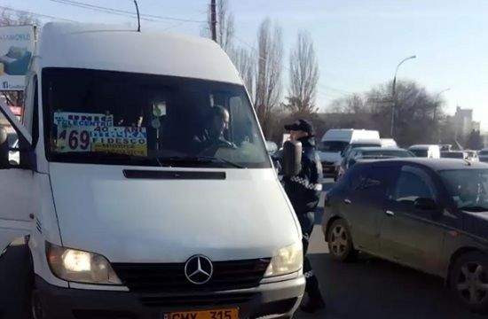 Чаще всего карманники орудуют на маршрутах — 103, 171, 191, 121, 116 и 166.