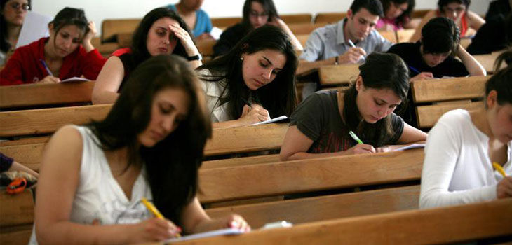 Jumătate din studenții din Moldova, supuși la cel puțin un abuz până la 18 ani