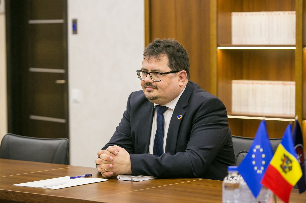 Șeful Delegaţiei UE în RM, Peter Michalko.